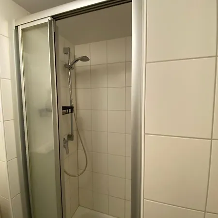 Moebilierte In Uni-naehe * Gießen